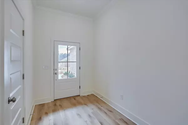 Magee, MS 39111,208 Dolly Ln.