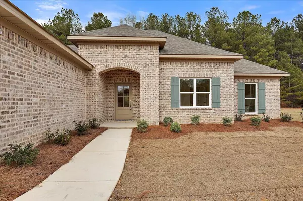 Magee, MS 39111,208 Dolly Ln.