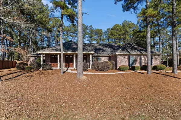 75 Auburn Pl, Hattiesburg, MS 39402