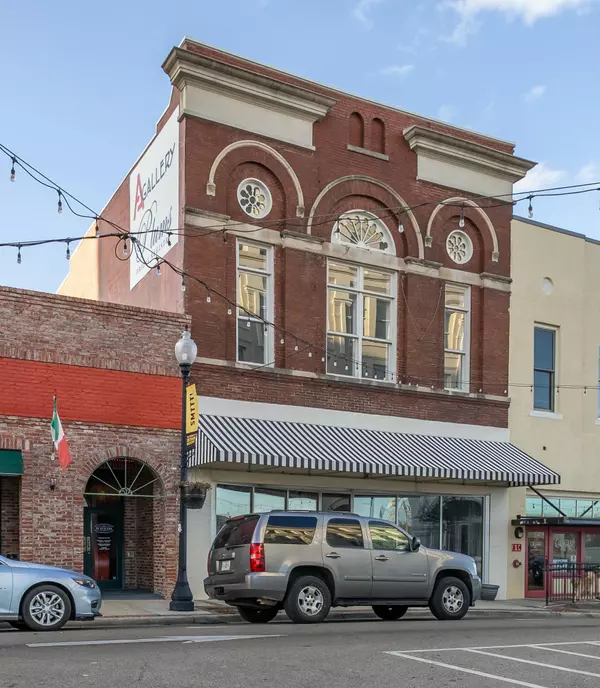 Hattiesburg, MS 39401,134 E Front St.