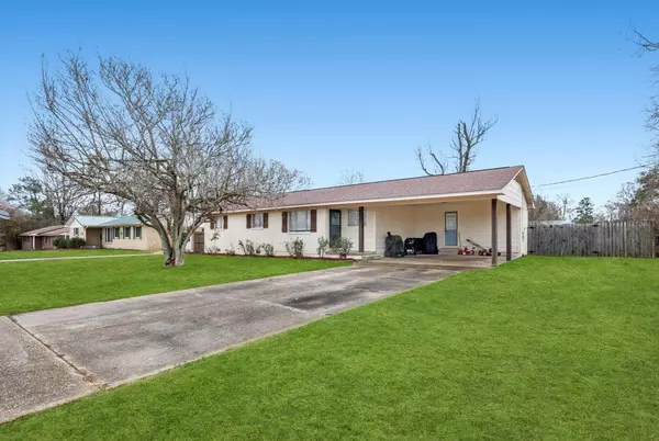 Petal, MS 39465,305 Margaret Ave.