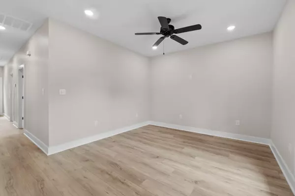 Sumrall, MS 39482,321 Nobles Rd.