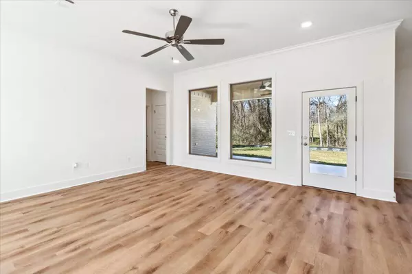 Magee, MS 39111,105 NE Adams Ave.