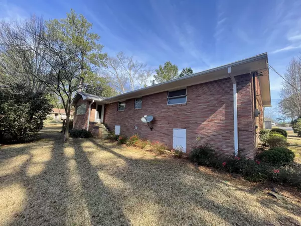 Prentiss, MS 39474,1125 Pine