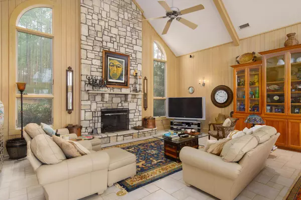 Lumberton, MS 39455,8 Deep Water PT