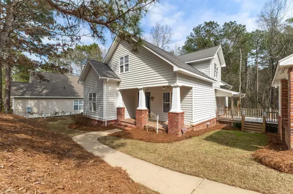 12 S Stoneridge, Hattiesburg, MS 39402