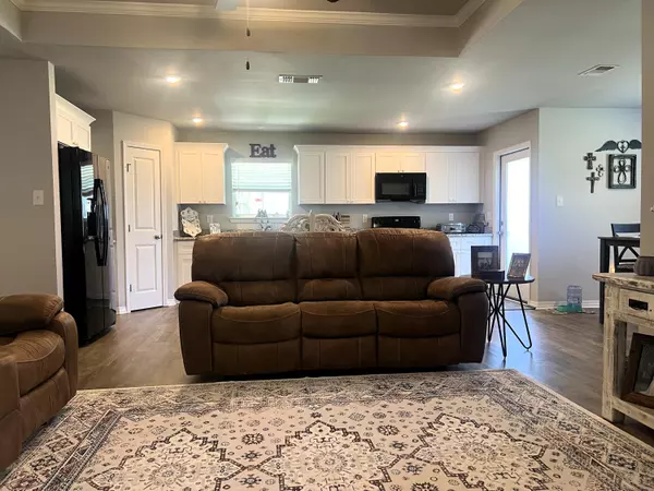 Gulfport, MS 39503,18230 Mill CV