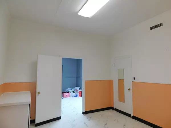 Collins, MS 39428,203 Main St.