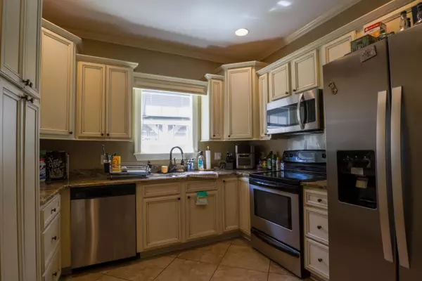 Hattiesburg, MS 39402,3 Garden View Ln.