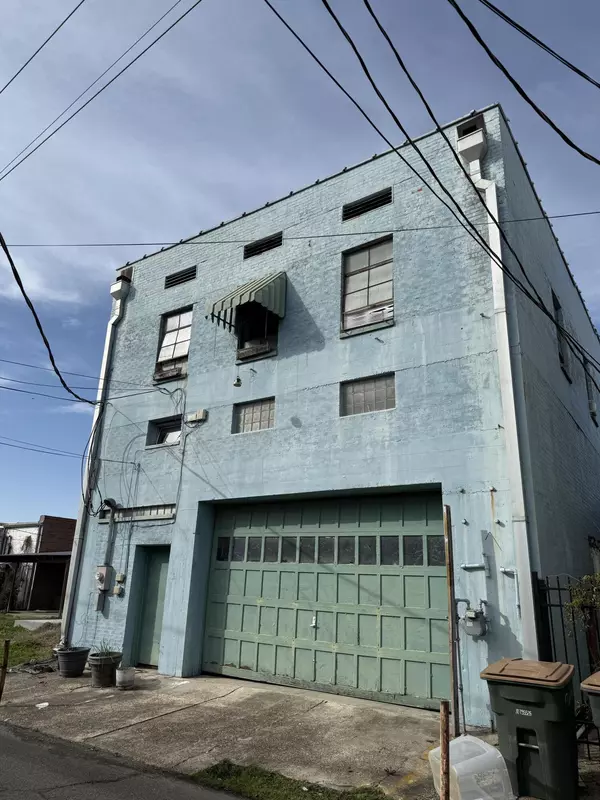 Columbia, MS 39429,326 2nd St.