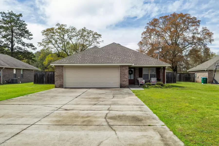 6 Three Mile Ridge, Petal, MS 39465