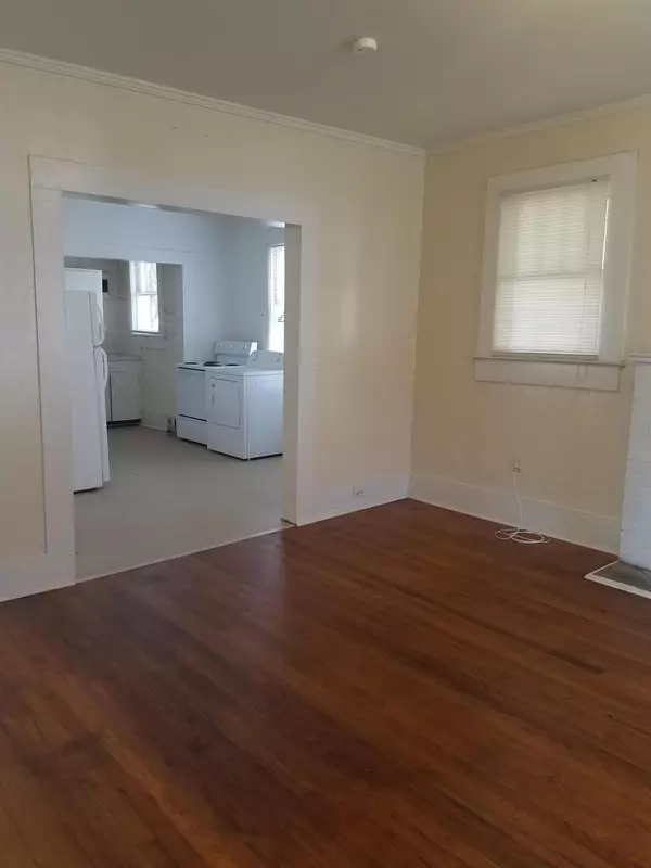 Hattiesburg, MS 39401,303 S 11th Ave.