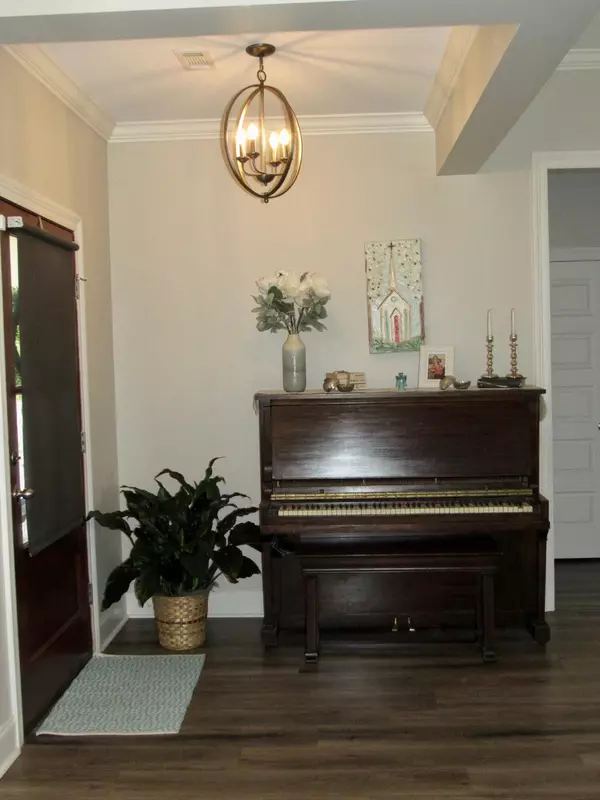 Petal, MS 39465,23 Castlewoods WAY