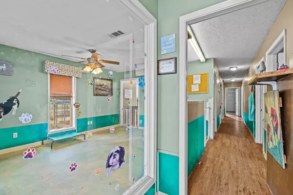 Laurel, MS 39443,303 Victory Rd.