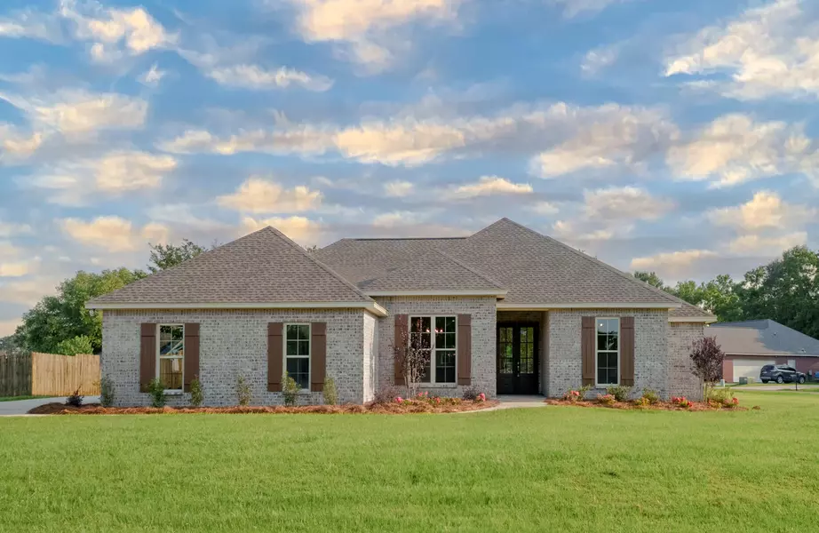 66 Lakeland Cir., Petal, MS 39465