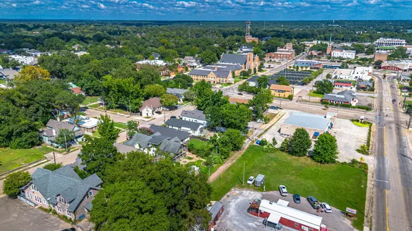 Laurel, MS 39440,808 W 5th St.