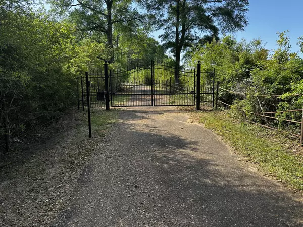 Magnolia, MS 39652,3276 Claude Smith