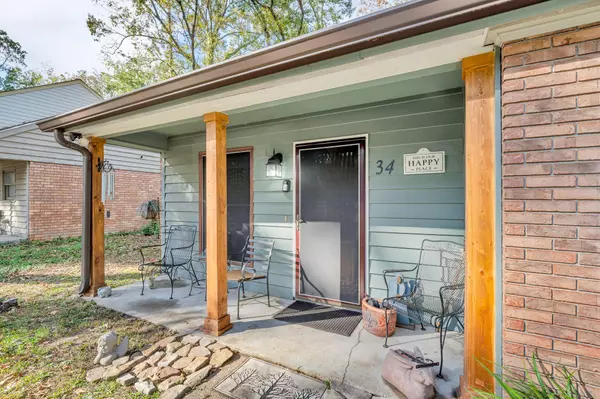 Hattiesburg, MS 39402,34 Hickory Knl