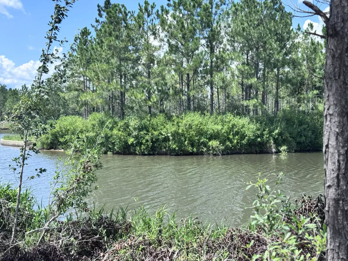 Lumberton, MS 39455,8 Paddle PT