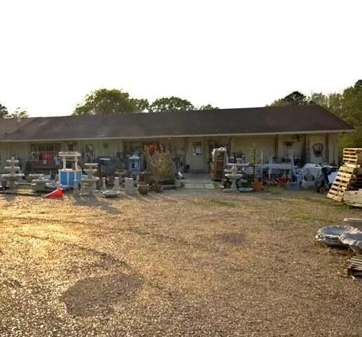 Hattiesburg, MS 39402,4985 Old Hwy 11