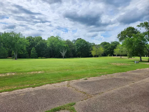 Collins, MS 39428,00 Oak Hills