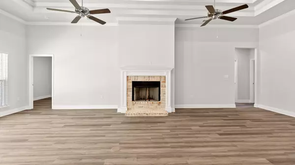 Hattiesburg, MS 39402,15 Worthington