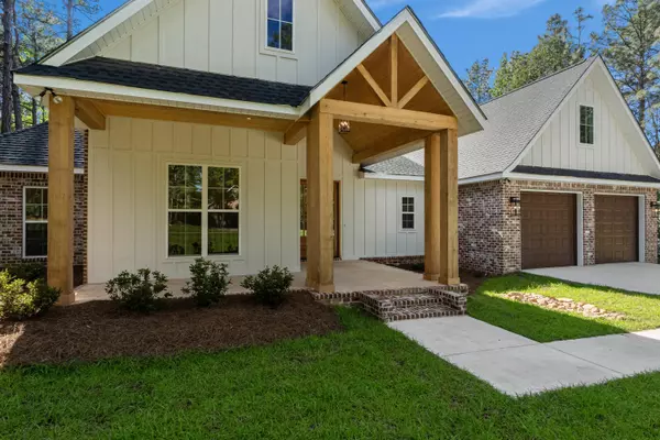 Hattiesburg, MS 39402,63 Windstone