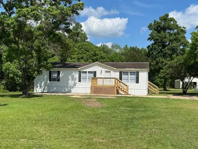 206 Butler Rd., Petal, MS 39465
