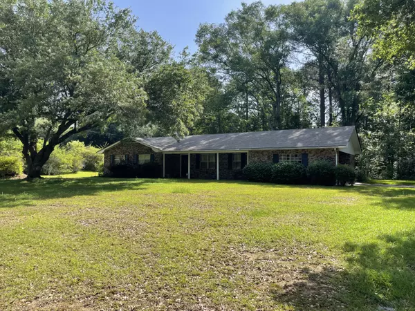 Columbia, MS 39429,1802 N Old Hwy 35