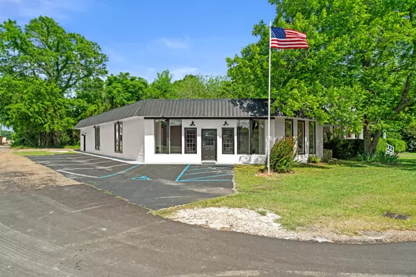 Petal, MS 39465,106 Stevens St.