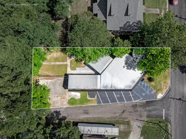 Petal, MS 39465,106 Stevens St.