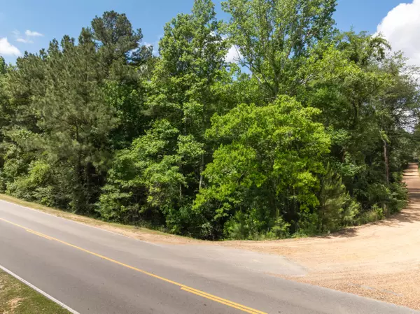 Hattiesburg, MS 39402,37 AC Jackson Rd.