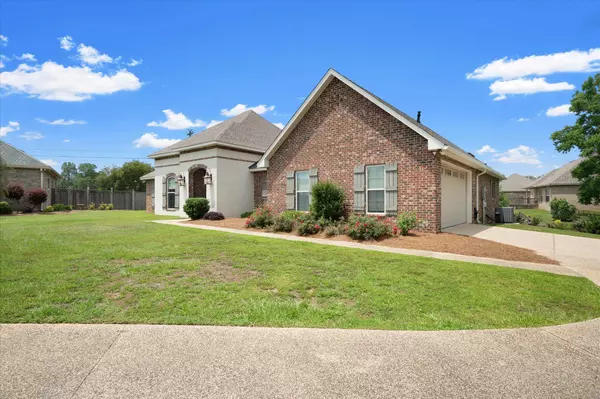 Petal, MS 39465,2 Fieldpointe