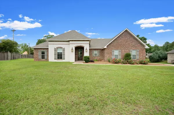 2 Fieldpointe,  Petal,  MS 39465