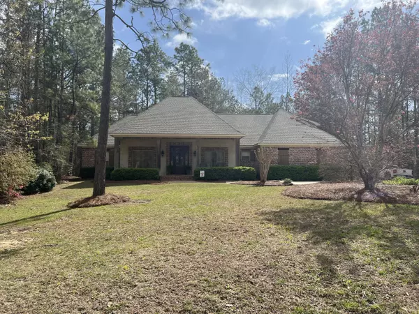 21 Fieldstone, Hattiesburg, MS 39402