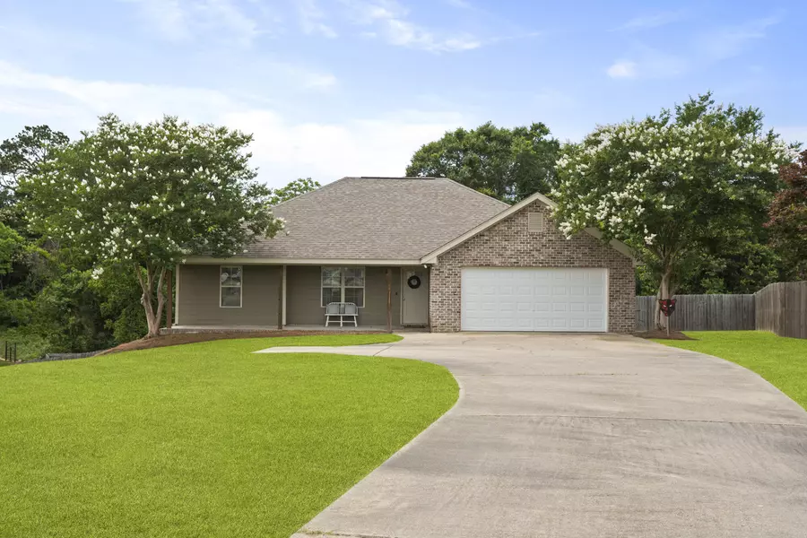 12 Mercer Dr., Petal, MS 39465