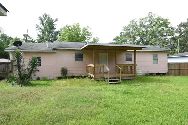 Columbia, MS 39429,107 Edie St.