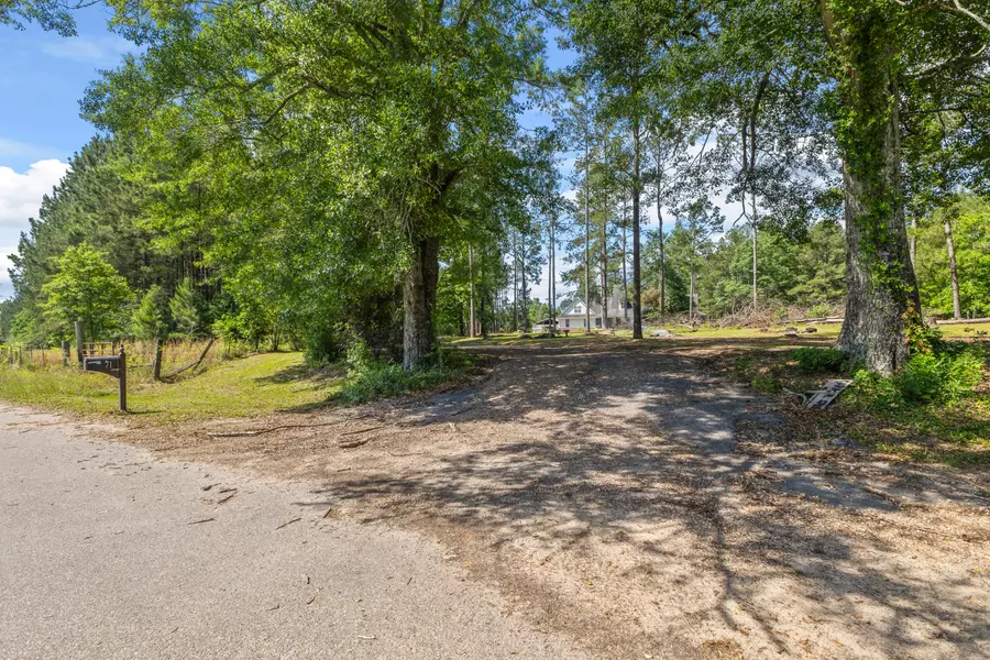 471 Dobson Rd., Purvis, MS 39475