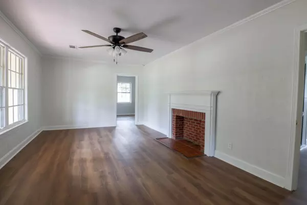 Laurel, MS 39440,1642 Old Bay Springs Rd.