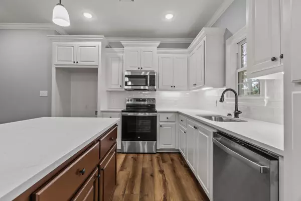 Sumrall, MS 39482,11 Atkinson Rd.