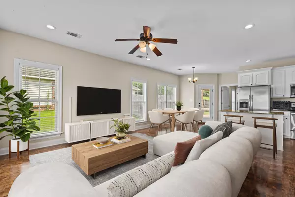 Hattiesburg, MS 39402,48 Trillium