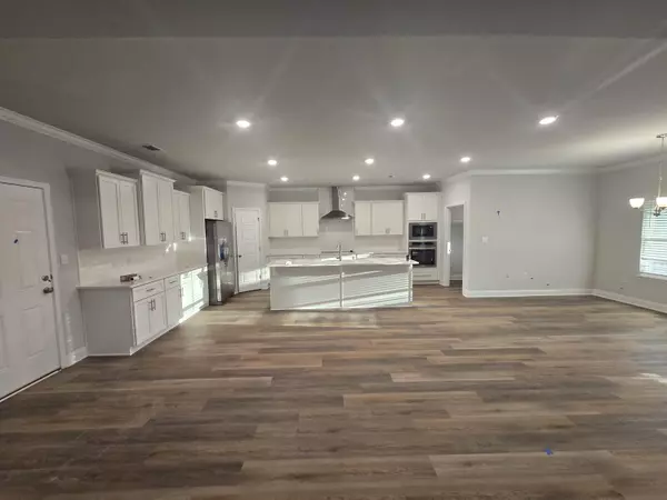 Hattiesburg, MS 39402,17 Worthington