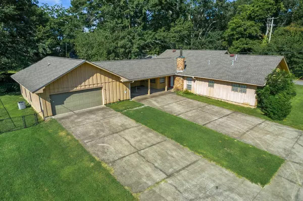 Mount Olive, MS 39119,104 S 3rd St.