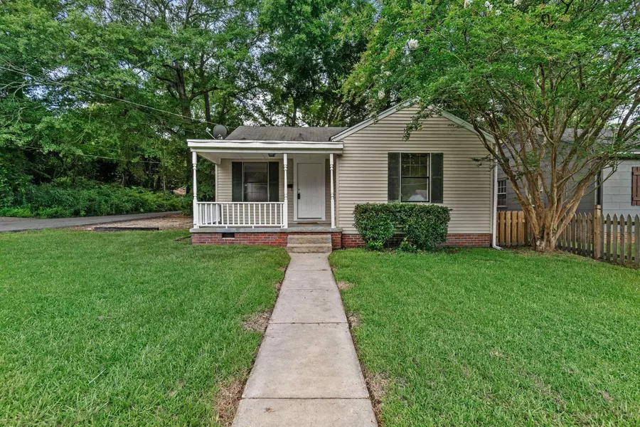 400 Dixie Ave., Hattiesburg, MS 39401