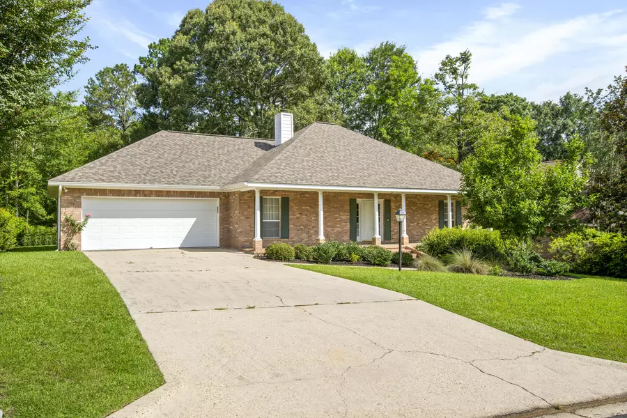51 St Andrews, Hattiesburg, MS 39401