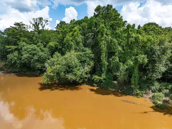 Mc Lain, MS 39456,3.51 MOL AC Old Hwy 24