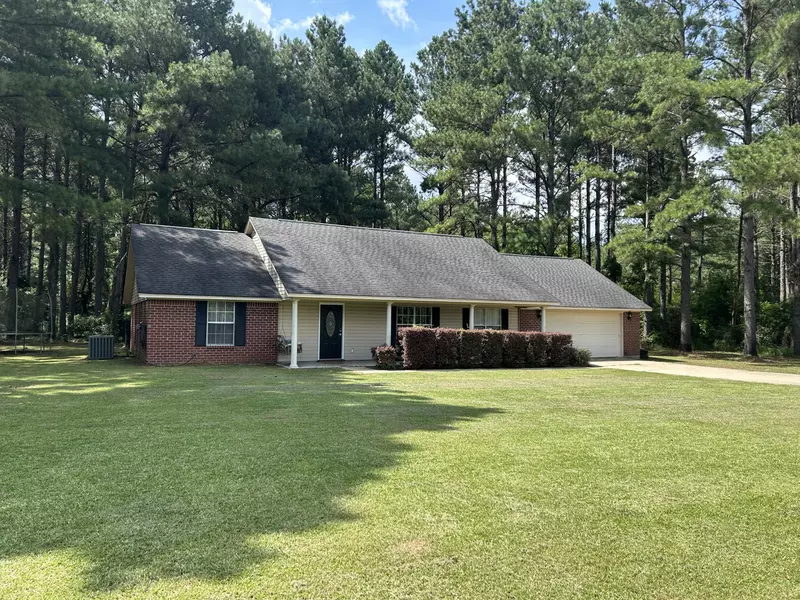 648 Corinth Rd., Purvis, MS 39475