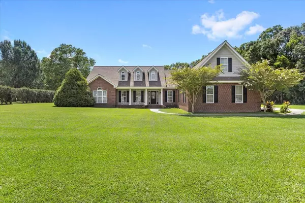 Collins, MS 39428,117 Par Dr.