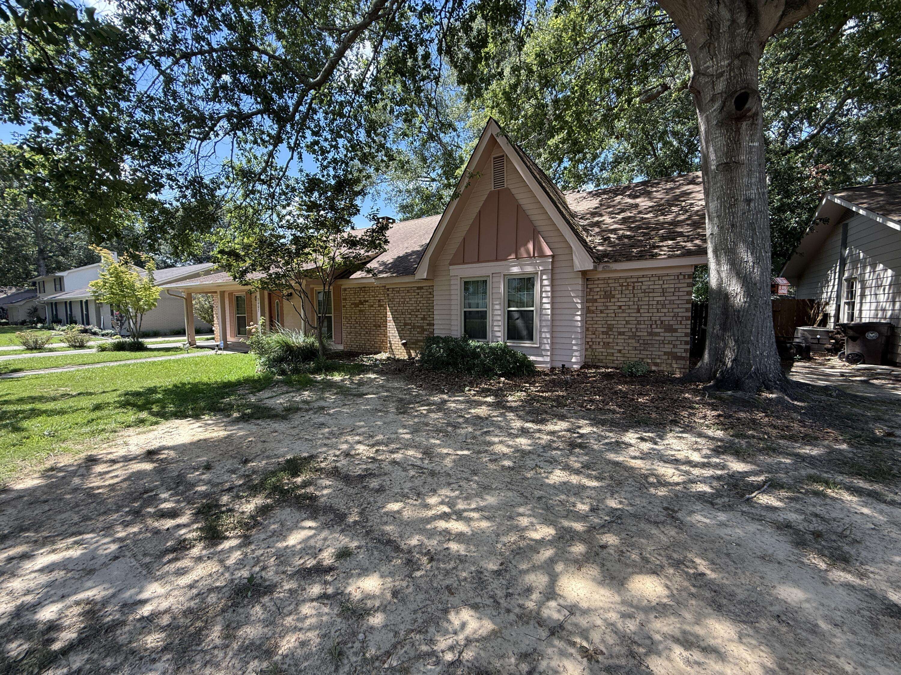 Hattiesburg, MS 39402,3007 Magnolia Pl