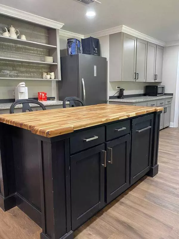 Laurel, MS 39443,113 Springhill Rd.